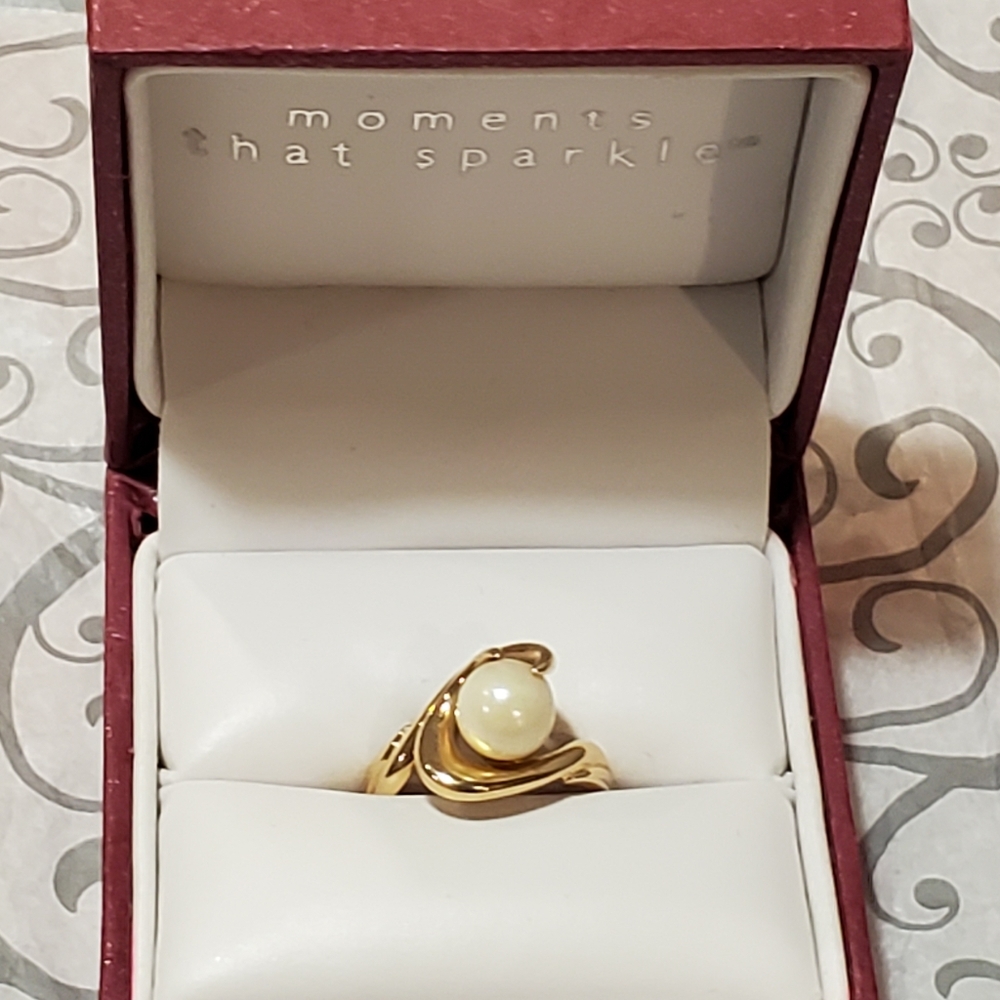 Pearl Ring